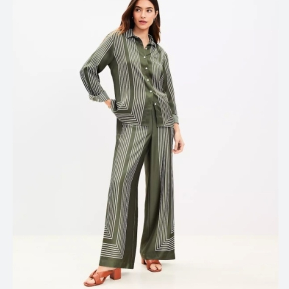 LOFT Fluid Pull On Wide Leg Pants In Striped Twill